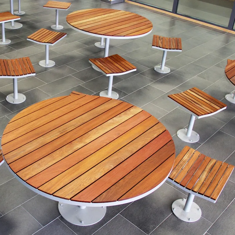 Conjunto de Mesa y Sillas de M - Outdoor Furniture Yellow reseña y precio